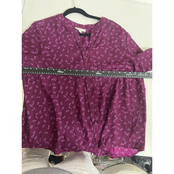 Dana Buchman V Neck Maroon Fun Geometric Print Blouse Sz XL Tunic Length - Picture 7 of 7